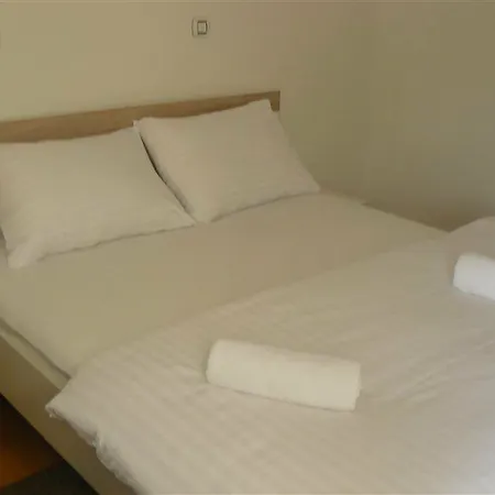 Apartment Our Nest 1 - 8 Nin