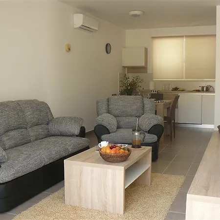 Apartment Our Nest 1 - 8 Nin