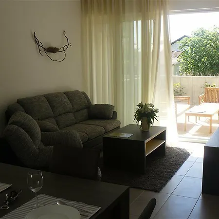 Our Nest 1 - 8 *
